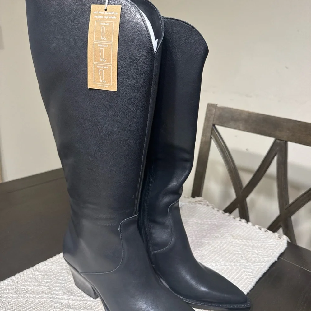 Dolce Vita Black Heeled Boots ,wide calf - Picture 5 of 5